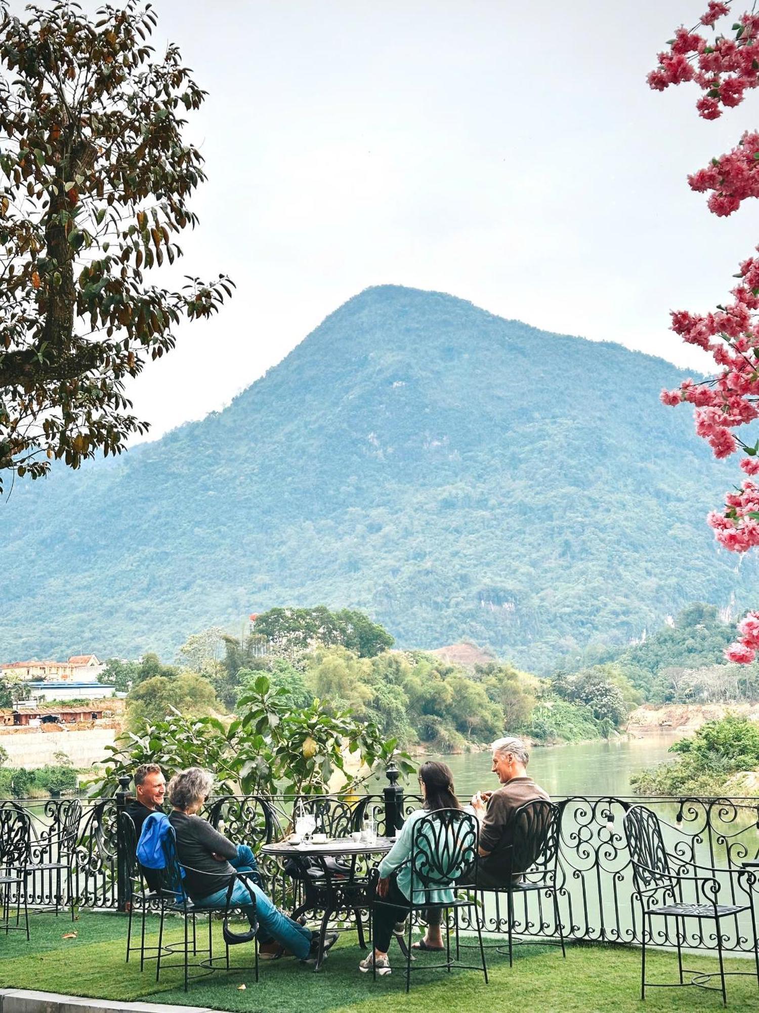 Phoenix Hotel Ha Giang Eksteriør bilde